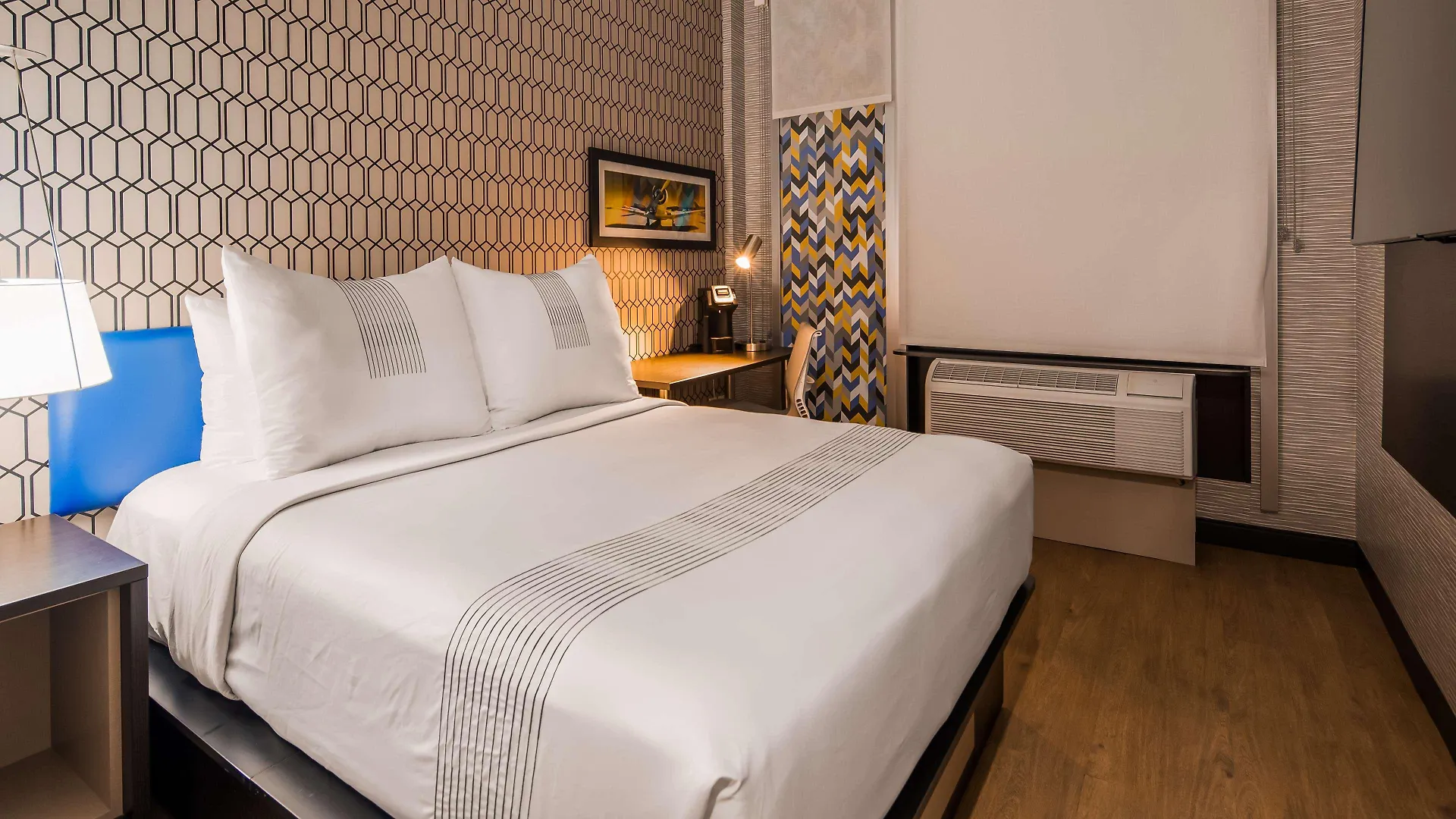 Hotel Glo Best Western Brooklyn Nyc New York